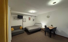 Apartamencik przy trasie nr 2 Bielsko-Biała